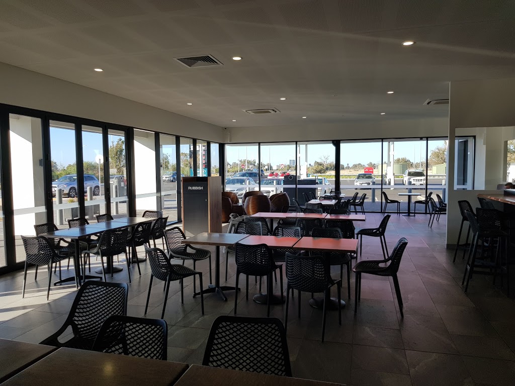 Miami Bakehouse West Pinjarra Midway Southbound | cafe | Lot 601 Forrest Hwy, West Pinjarra WA 6208, Australia | 0861491238 OR +61 8 6149 1238