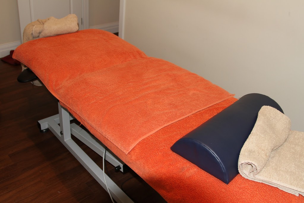 Essential Chiropractic & Healthcare Clinic | 874 High St, Reservoir VIC 3073, Australia | Phone: (03) 9470 3443