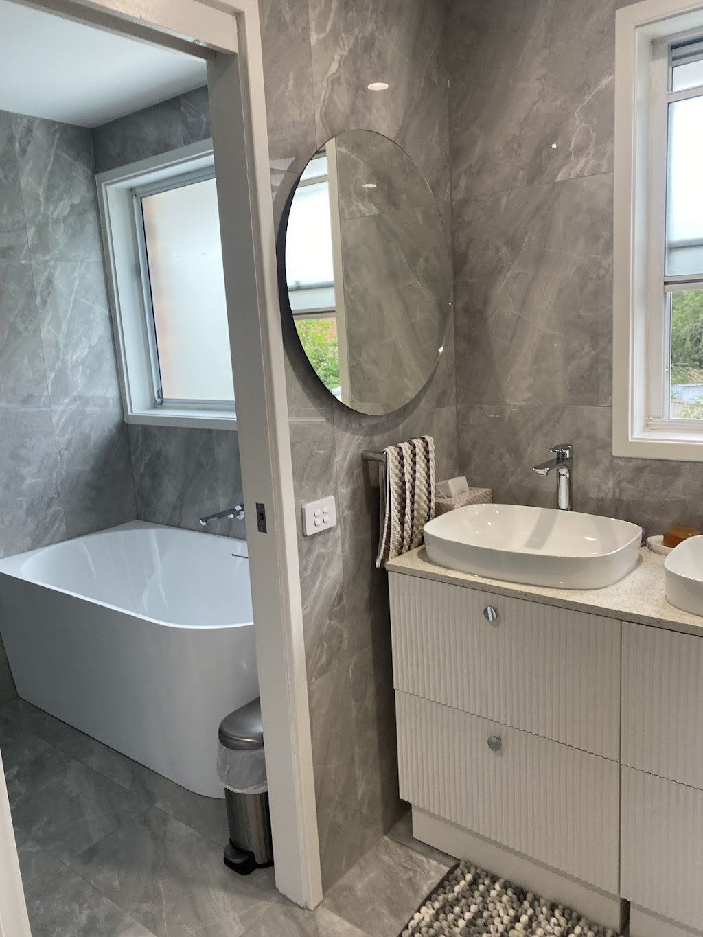 Hunter Home Renovations | 21 Leinster Cct, Ashtonfield NSW 2323, Australia | Phone: 0458 727 137