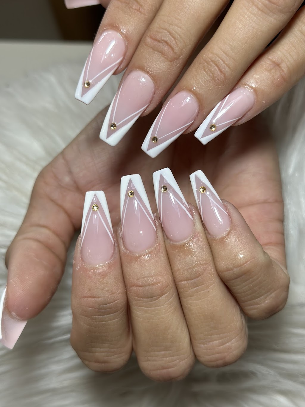 Bloomie Nail | 37/59 Eggersdorf Rd, Ormeau QLD 4208, Australia | Phone: (07) 5546 2657 Bloomie Nail | 37/59 Eggersdorf Rd, Ormeau QLD 4208, Australia | Phone: (07) 5546 2657