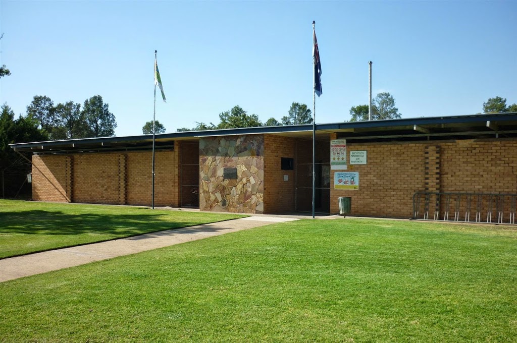 Berrigan Public Swimming Pool |  | Momalong St, Berrigan NSW 2712, Australia | 0358852272 OR +61 3 5885 2272