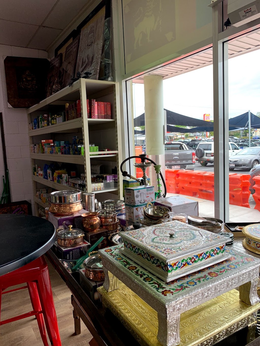 Aum Santoshi | store | Unnamed Road, Cannon Hill QLD 4170, Australia