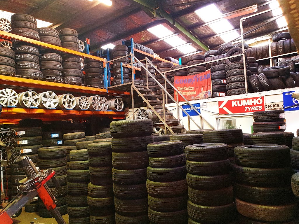 Milperra Tyre Service - Cheap Tyres and Wheels | 7 Bullecourt Ave, Milperra NSW 2214, Australia | Phone: (02) 9792 2999