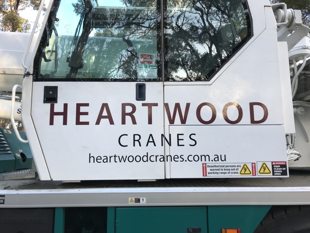 Heartwood Cranes | 66 Sunset Point Dr, Mittagong NSW 2575, Australia | Phone: 0429 112 999
