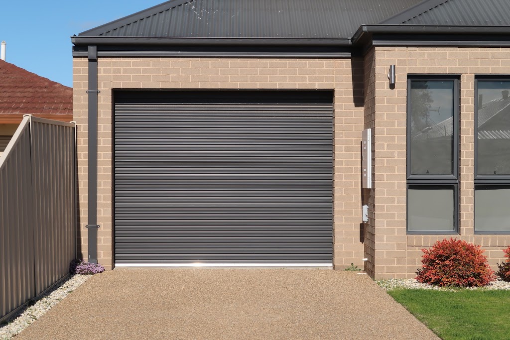 OHallorans Garage Doors | 43-45 McCarthy St, Mulwala NSW 2647, Australia | Phone: (03) 5744 1966