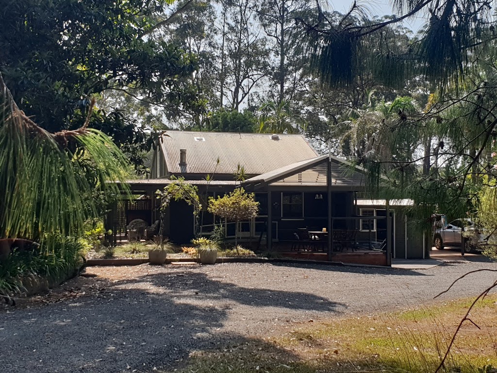 Kiwarrak Country Retreat | lodging | 239 Half Chain Rd, Koorainghat NSW 2430, Australia | 0265537391 OR +61 2 6553 7391