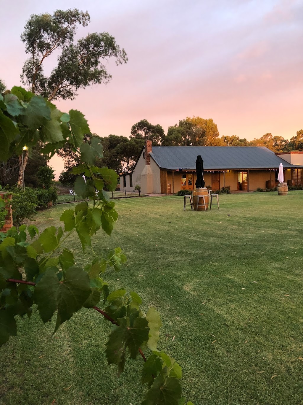 Lindsay Wine Estate | 15 Vine Vale Rd, Tanunda SA 5352, Australia | Phone: (08) 8563 3858