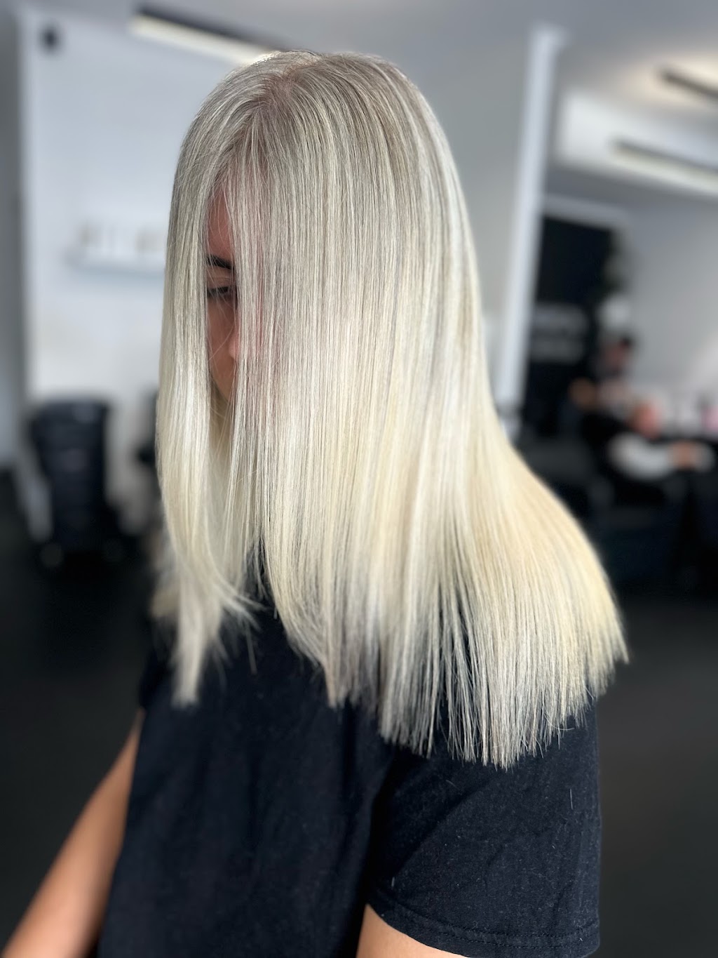 A N Blonde Studio | 133 Yarramalong Rd, Wyong Creek NSW 2259, Australia | Phone: 0423 132 115