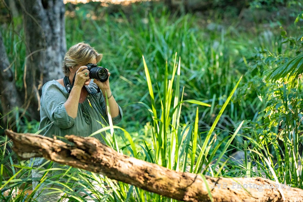 Humming Hippo Photograhy | 6 Jillinda Pl, The Gap QLD 4061, Australia | Phone: 0468 855 729