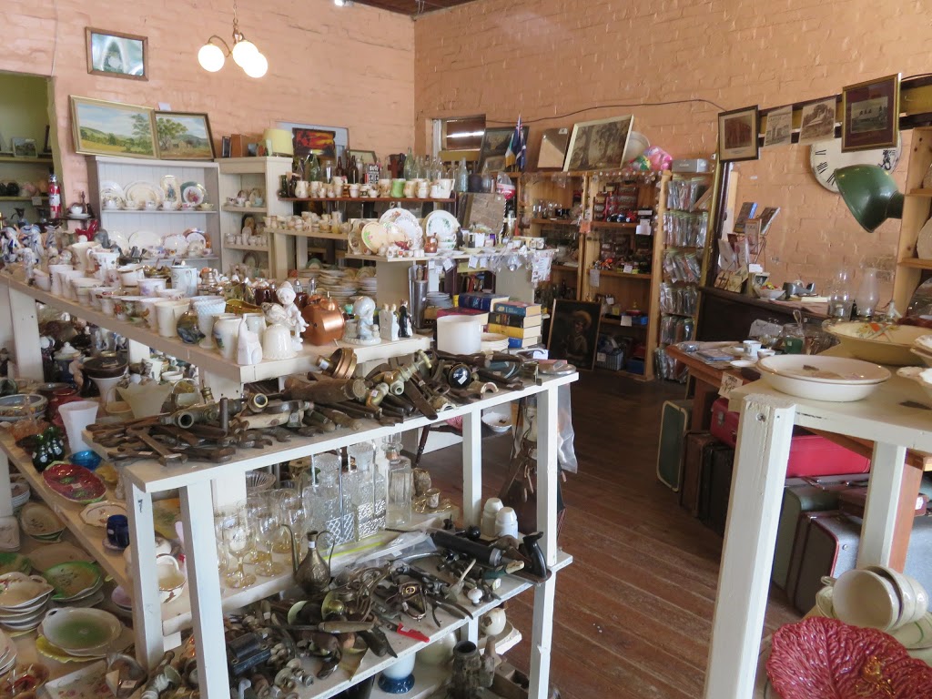 Antiques Shop | home goods store | 35 Conness St, Chiltern VIC 3683, Australia