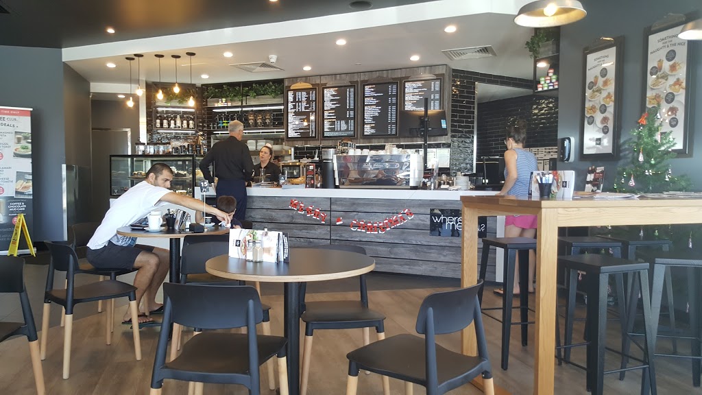 The Coffee Club Café - Carrara Drive Thru | 1 Chisholm Rd, Carrara QLD 4211, Australia | Phone: (07) 5502 1300