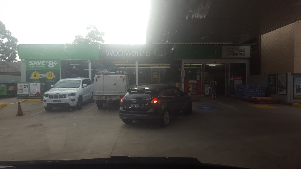 Caltex Woolworths | gas station | 862 Hume Hwy, Bass Hill NSW 2197, Australia | 0288040450 OR +61 2 8804 0450