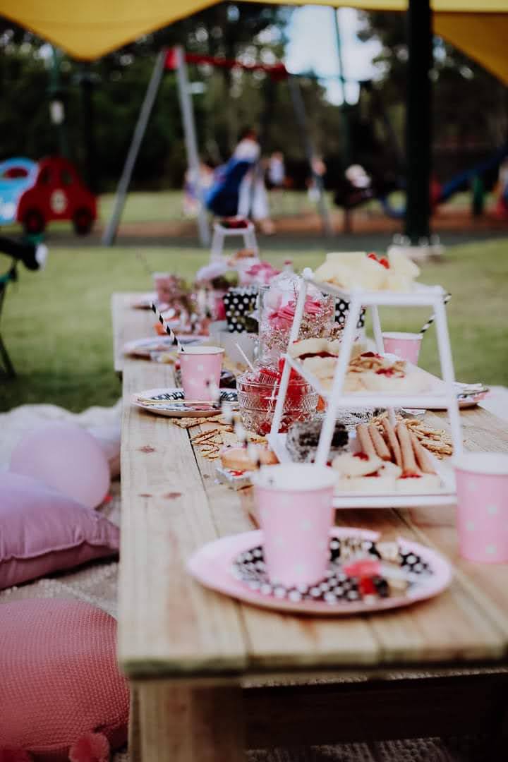 Goodness Graze Us | 12 Surrey Ct, Helensvale QLD 4212, Australia | Phone: 0421 562 901