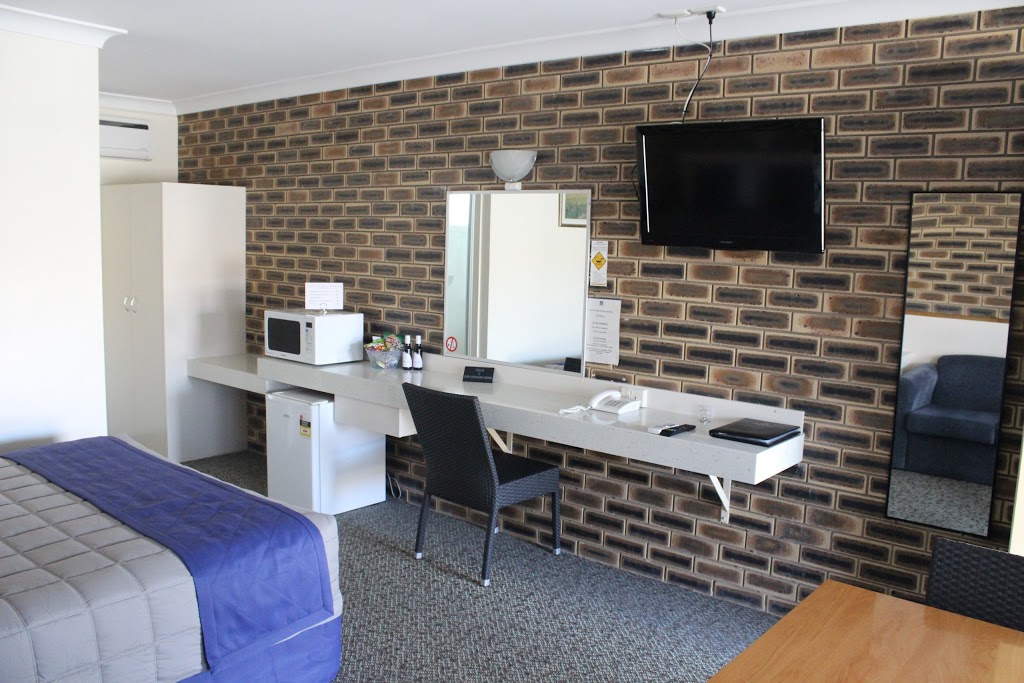 Top of the Town Motel | 137 Warialda Rd, Inverell NSW 2360, Australia | Phone: (02) 6722 4044