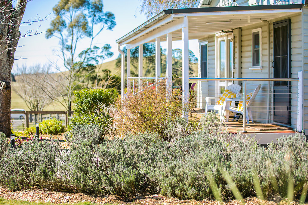 Arran Farm Cottage | 90 Yarrawa Rd, Moss Vale NSW 2577, Australia | Phone: 0421 610 960