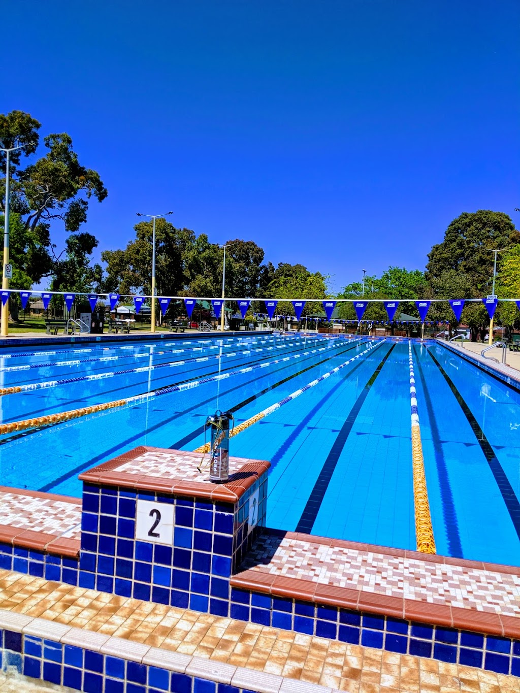 Lavington Swim Centre | Moore St, Lavington NSW 2641, Australia | Phone: (02) 6025 1034