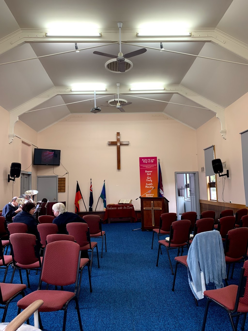 The Salvation Army Colac Corps | church | 35 Corangamite St, Colac VIC 3250, Australia | 0352311178 OR +61 3 5231 1178