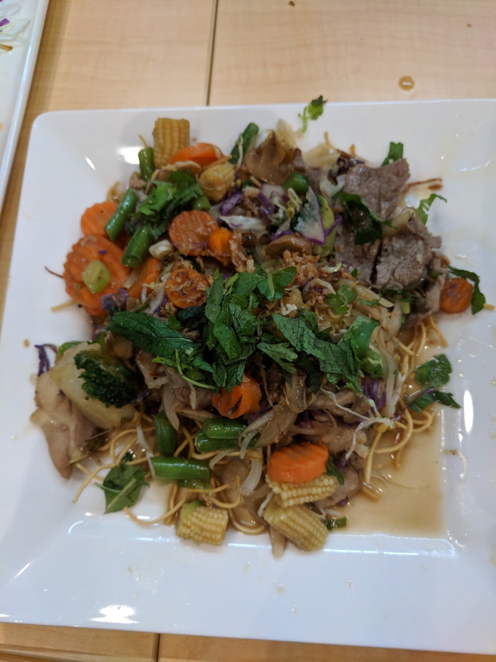 V Fusion Traditional and Creative Vietnamese Food - Willows | 168, Willows Shopping Centre, 13, Thuringowa Dr, Thuringowa Central QLD 4817, Australia | Phone: (07) 4755 4213
