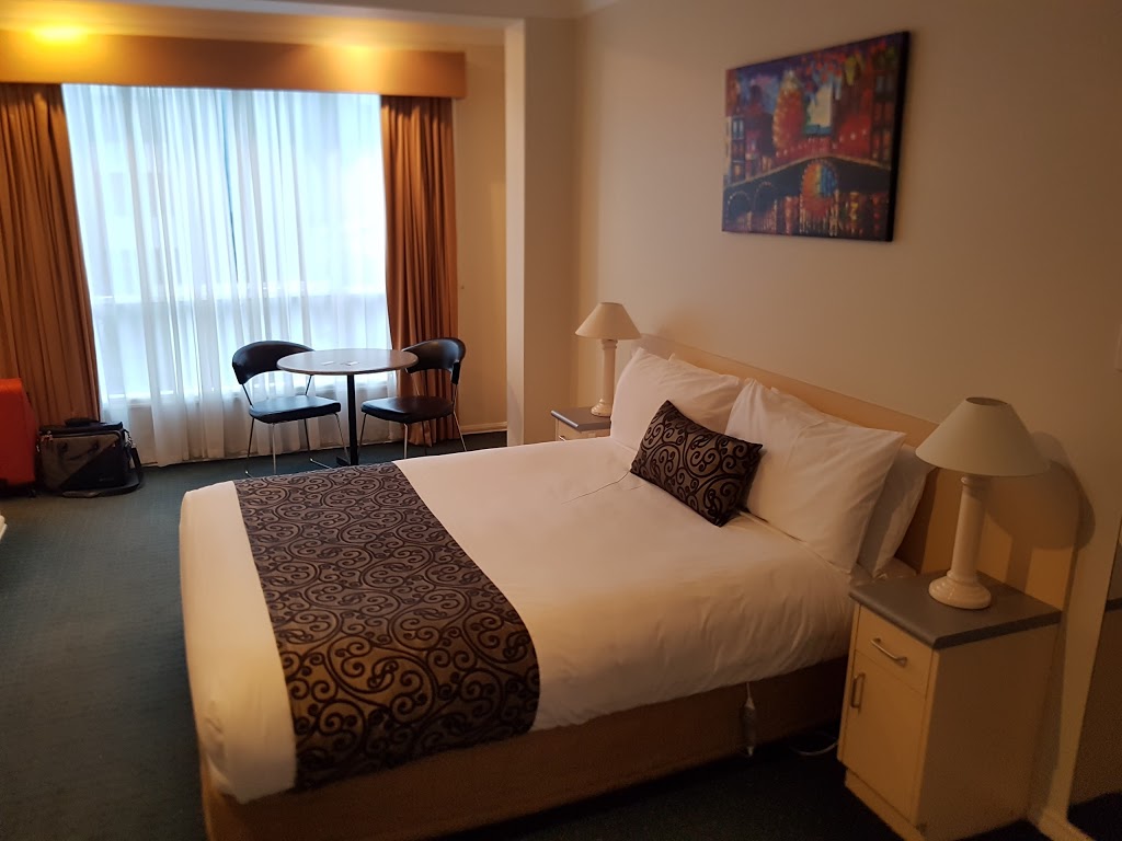 Melbournes Princes Park Motor Inn | 2a Sydney Rd, Brunswick VIC 3056, Australia | Phone: (03) 9388 1000