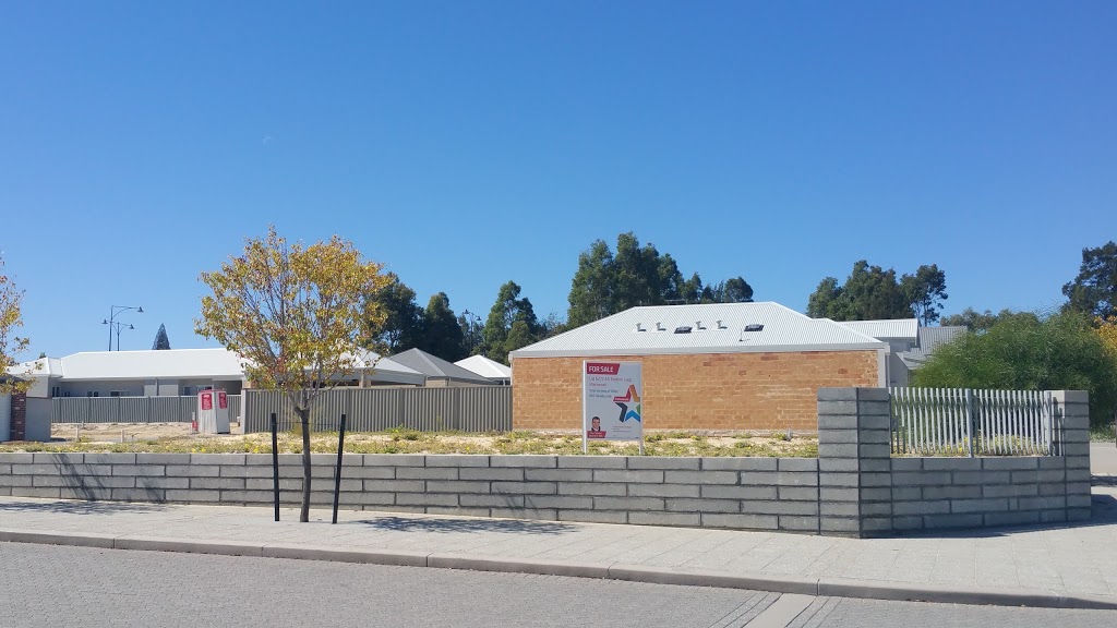 Ellenbrook Primary School | 65 Fortescue Pl, Ellenbrook WA 6069, Australia | Phone: (08) 9297 7300