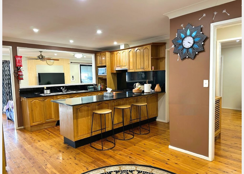 noel cosy stays | 12 Oag Cres, Kingswood NSW 2747, Australia | Phone: 0458 006 634 noel cosy stays | 12 Oag Cres, Kingswood NSW 2747, Australia | Phone: 0458 006 634