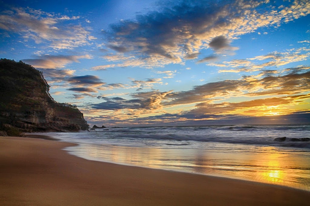 Helensburgh-Stanwell Park Surf Club | 1 Beach Rd, Stanwell Park NSW 2508, Australia | Phone: (02) 4294 1223