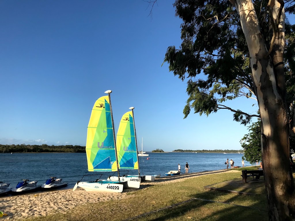 Noosa Boat Hire | 256 Gympie Terrace, Noosaville QLD 4566, Australia | Phone: (07) 5449 9248