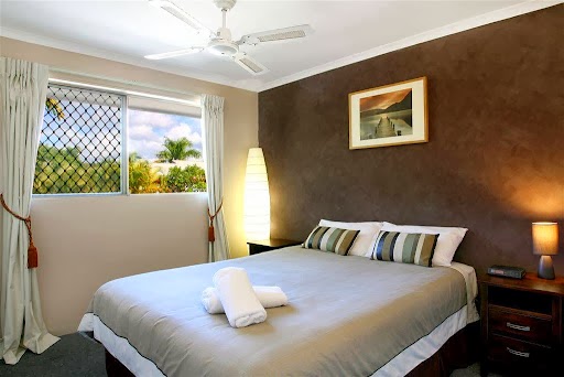 Weyba Gardens Resort | lodging | 24 Lake Weyba Dr, Noosaville QLD 4566, Australia | 0754490277 OR +61 7 5449 0277