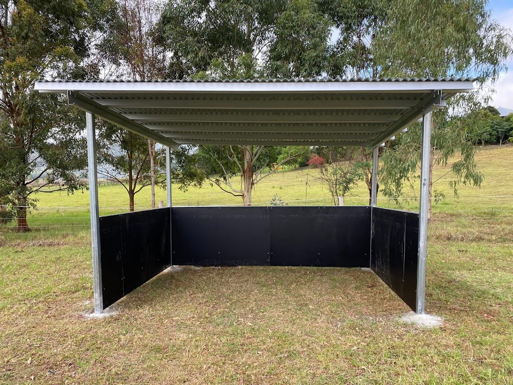 Canter Group - Stables and Carpentry | 368 Rossvale Road West, Irongate QLD 4356, Australia | Phone: 0467 549 593