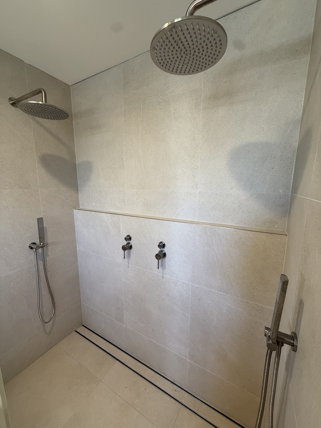 Allday Plumbing & Gas Co | 225 Nineteenth Ave, Elanora QLD 4221, Australia | Phone: 0493 369 956