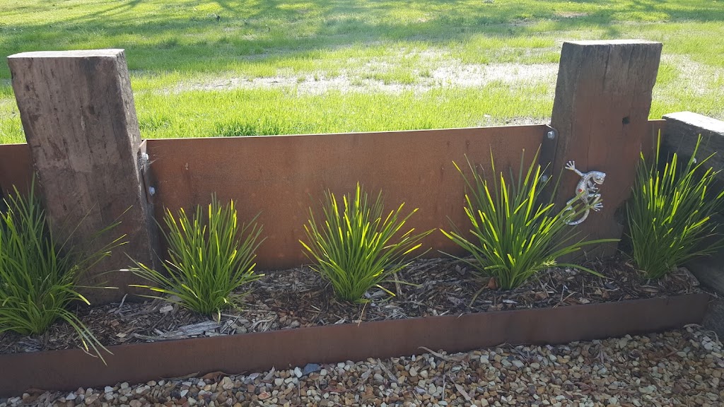 Steel and Stone Retaining Walls - Installations Melbourne | 27-29 Sweet Wattle Dr, Cranbourne South VIC 3977, Australia | Phone: 0409 933 012