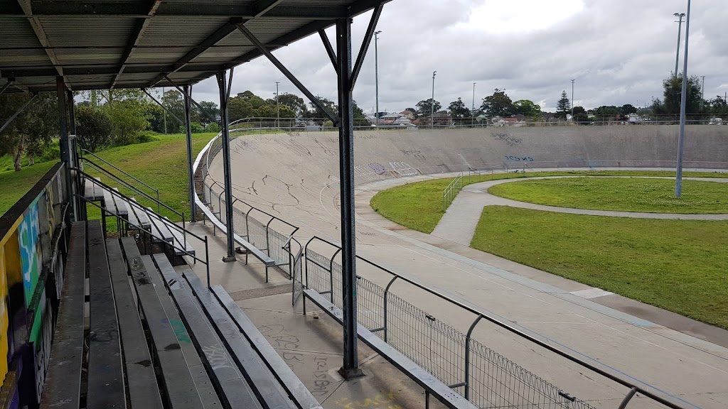 Newcastle Velodrome | 162 Melville Rd, Adamstown NSW 2289, Australia | Phone: 0401 943 426