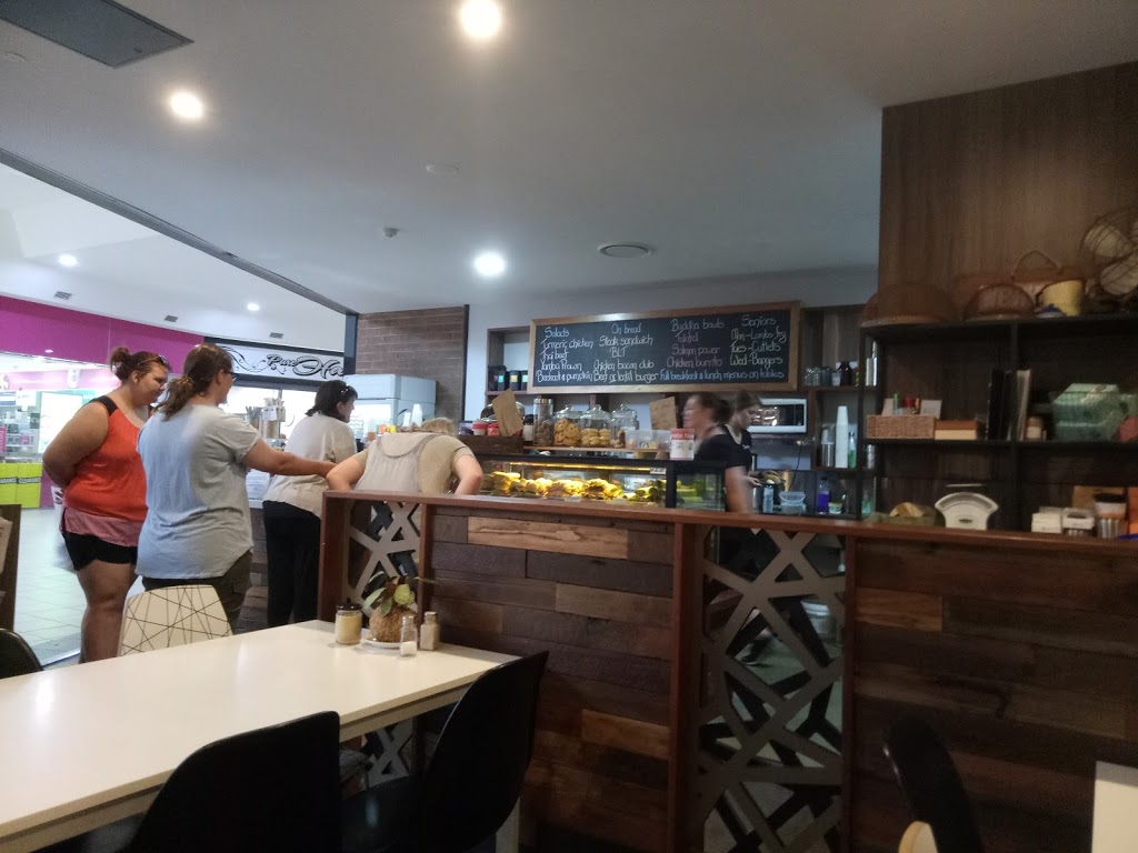 Dunes Cafe | cafe | Yamba Fair, Treelands Dr, Yamba NSW 2464, Australia | 0266469777 OR +61 2 6646 9777