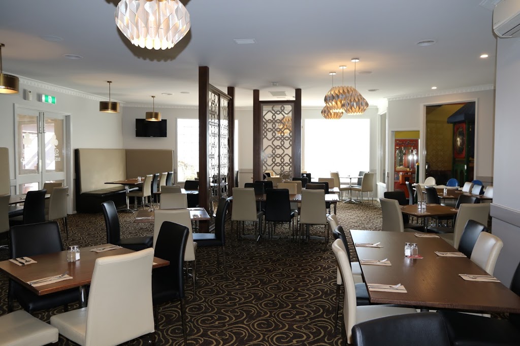 Club Hotel | lodging | 51 Queen St, Warragul VIC 3820, Australia | 0356231636 OR +61 3 5623 1636