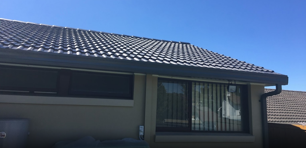 Up Top Roof Restorations | Servicing Hawkesbury, Windsor, Richmond, Blue Mountains, Blacktown, Penrith McGraths Hill, Clarendon, Box Hill, Schofields, Rouse Hill, Pitt Town, Blaxland, 264 Terrace Rd, North Richmond NSW 2754, Australia | Phone: 0410 790 410