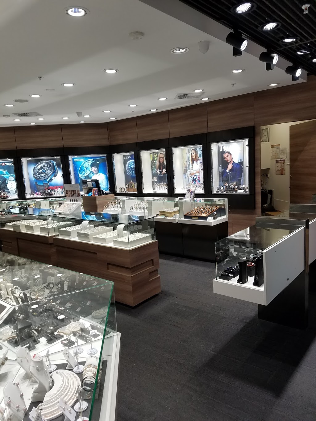 Harbourside jewellers | jewelry store | Harbourside Shopping Centre Darling Drive Shop 173-175, Sydney NSW 2000, Australia