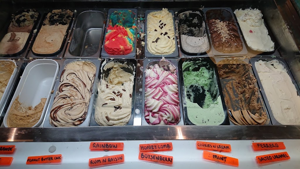 ISOLA Gelateria | store | 6 Thompson Ave, Cowes VIC 3922, Australia | 0359522435 OR +61 3 5952 2435