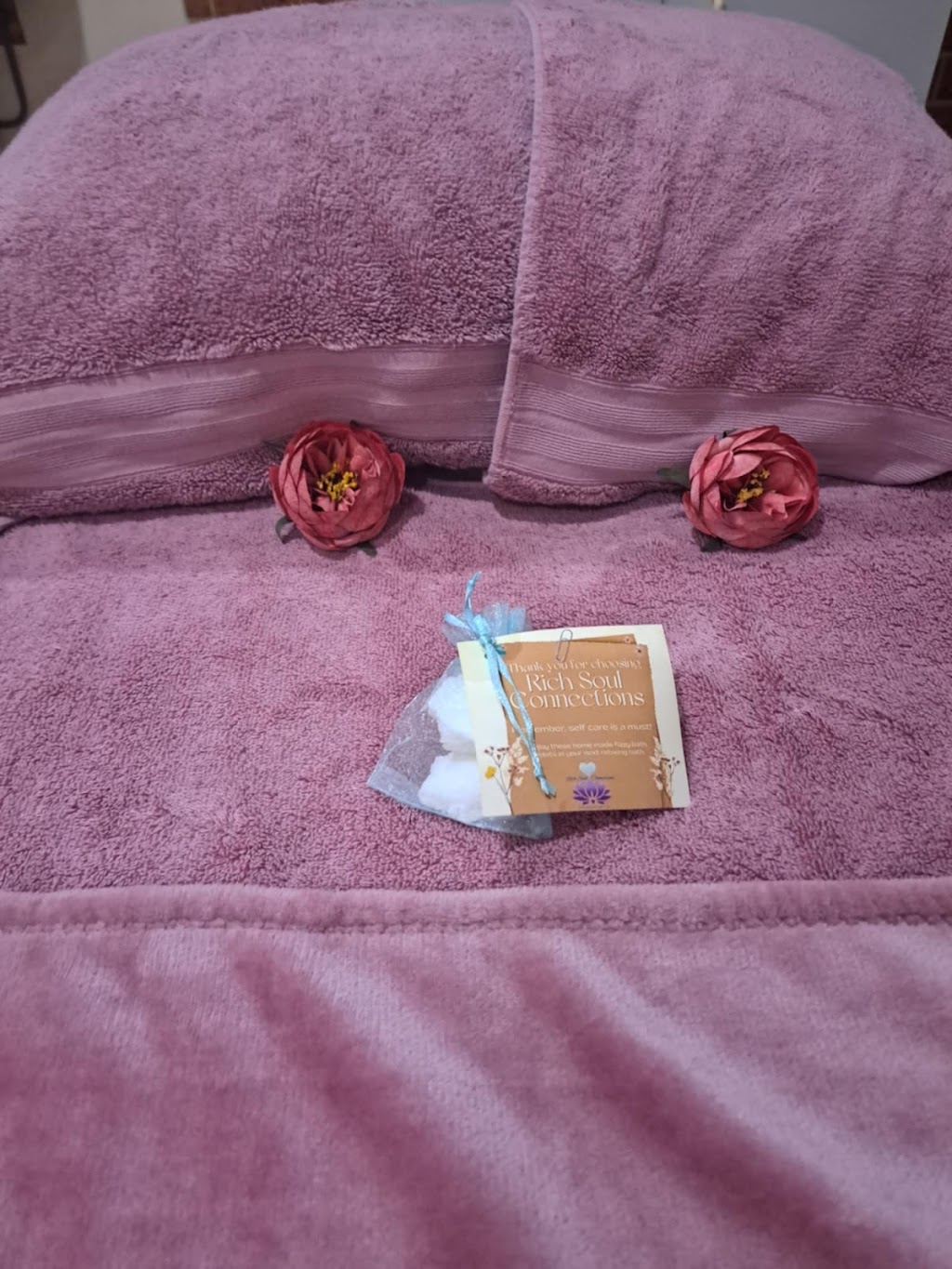 Rich Soul Connections | 69 Bungary Rd, Norah Head NSW 2263, Australia | Phone: 0411 512 228