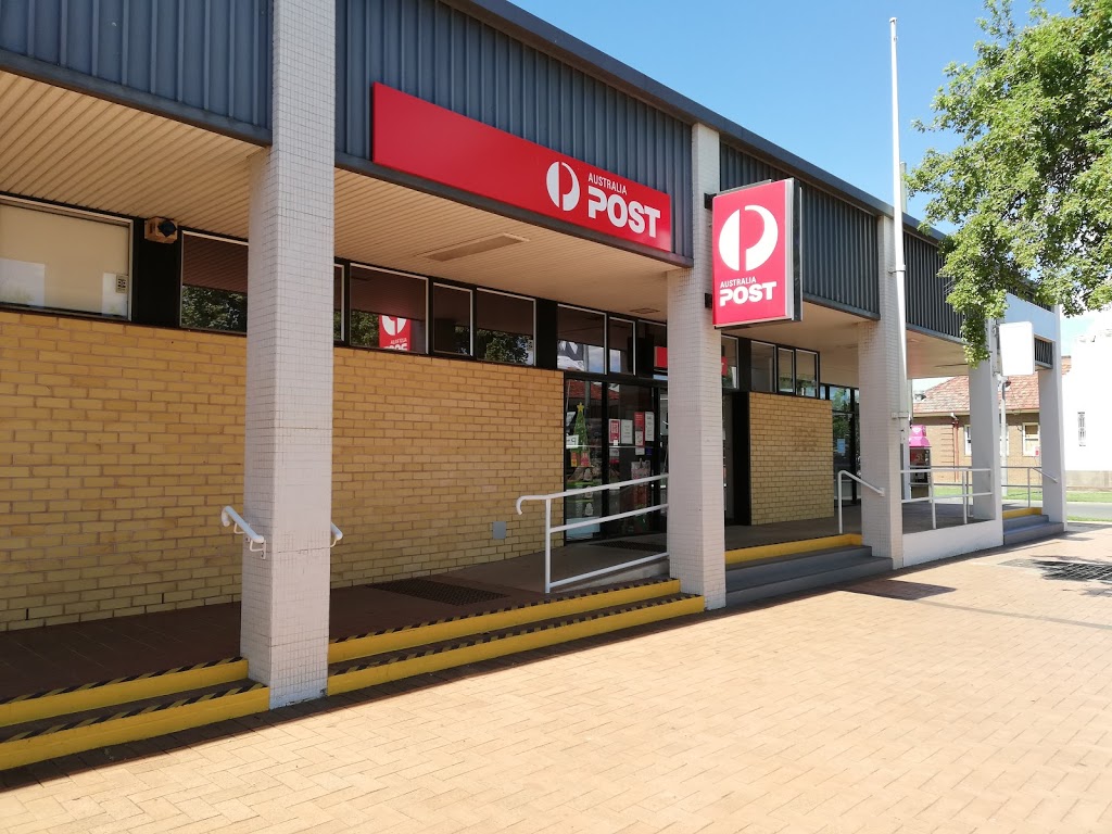 Australia Post - Griffith Post Shop | post office | 245 Banna Ave, Griffith NSW 2680, Australia | 131318 OR +61 131318