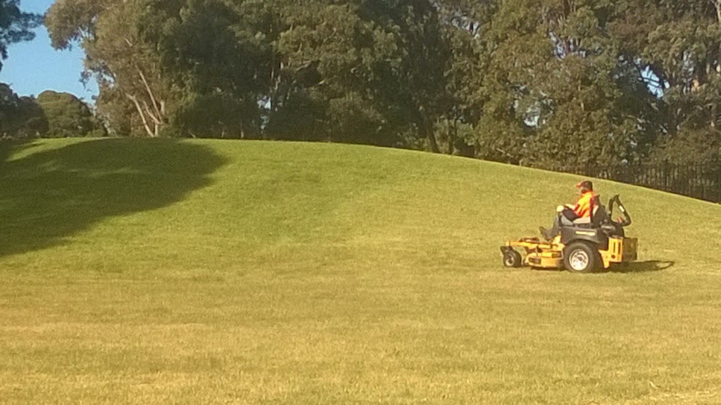 South East Mowing (Melbourne) |  | 6 Peppermint St, Doveton VIC 3177, Australia | 0423091182 OR +61 423 091 182