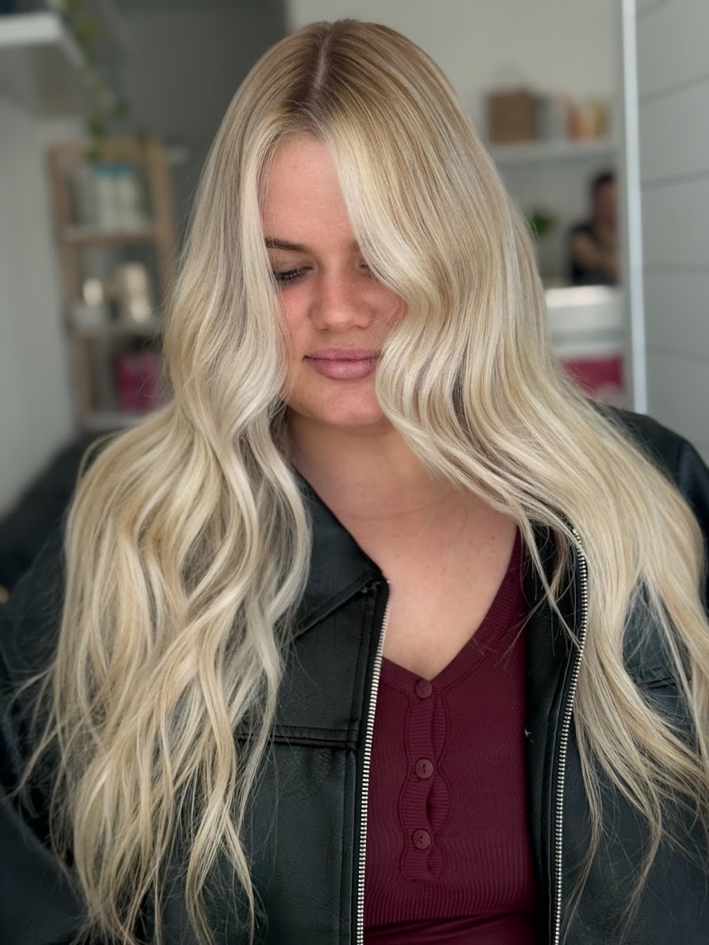 A N Blonde Studio | 133 Yarramalong Rd, Wyong Creek NSW 2259, Australia | Phone: 0423 132 115