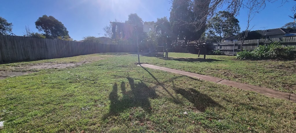 Eden Lawn Maintenance | 1 McElwee Dr, Tingira Heights NSW 2290, Australia | Phone: 0493 148 816