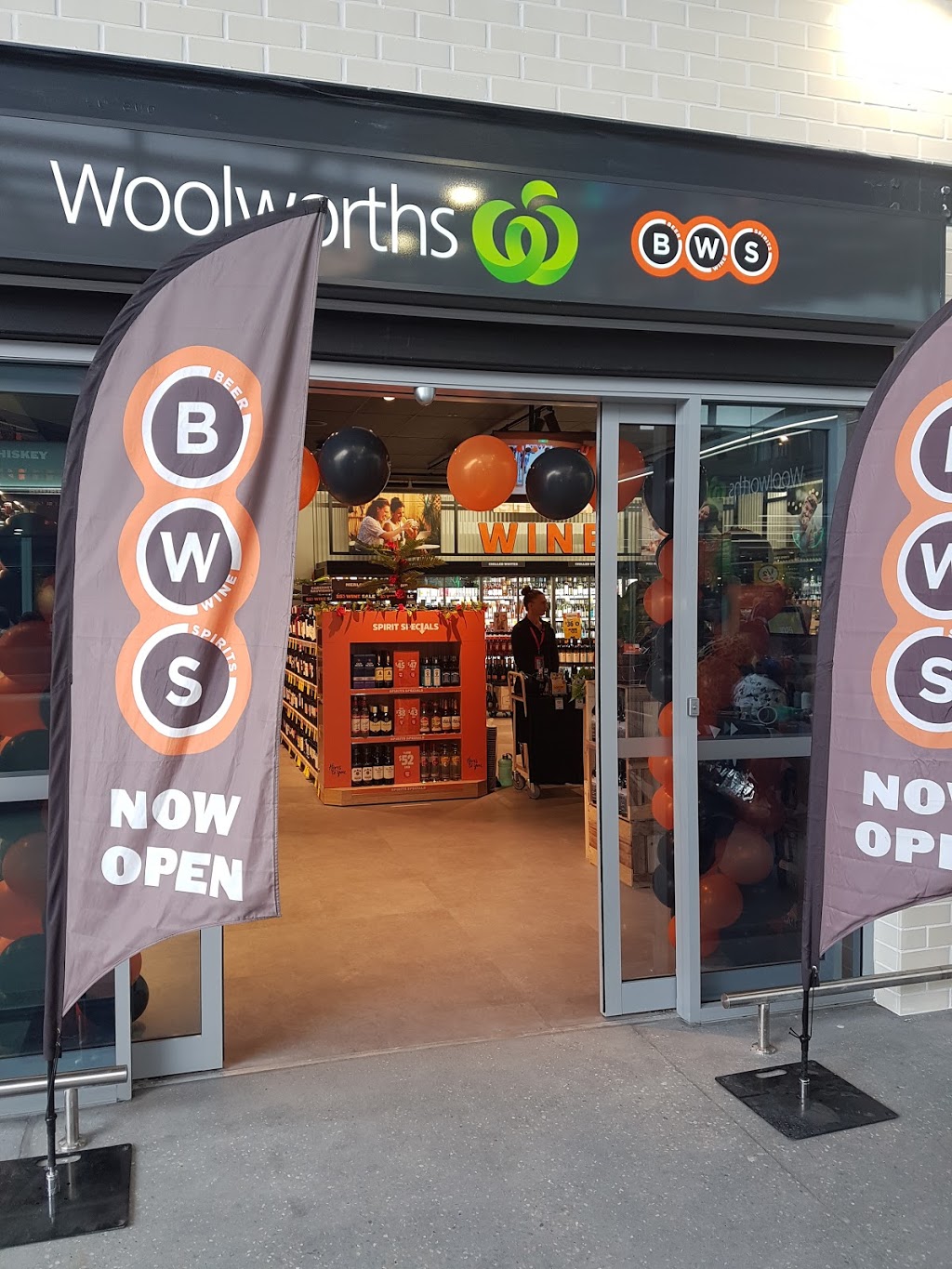 BWS Shell Cove | store | Cnr Cove Blvd and Harbour Blvd ( Woolworths Waterfront Complex, Shell Cove NSW 2529, Australia | 0242766043 OR +61 2 4276 6043