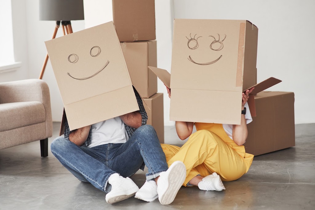 Storage Spot Gregory Hills | 23 Digitaria Dr, Gledswood Hills NSW 2557, Australia | Phone: (02) 7257 7007