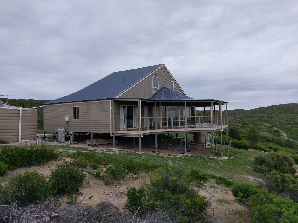 Wedge Island Holiday Accommodation | 5577 Anonymous Ln, Penola SA 5277, Australia | Phone: 0408 087 007