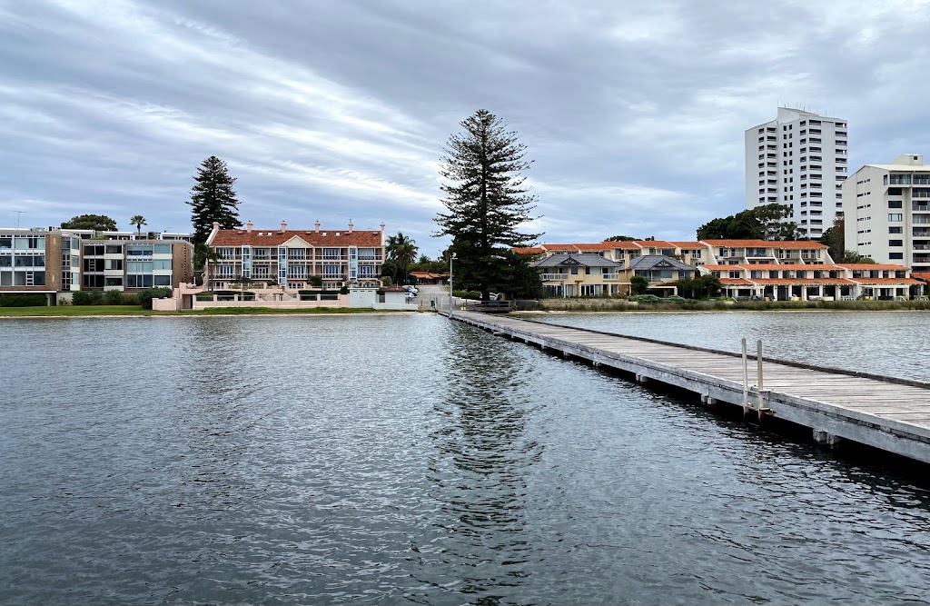 Claremont Jetty Fishing Spot | Jetty Rd, Claremont WA 6010, Australia | Phone: (08) 9285 4300