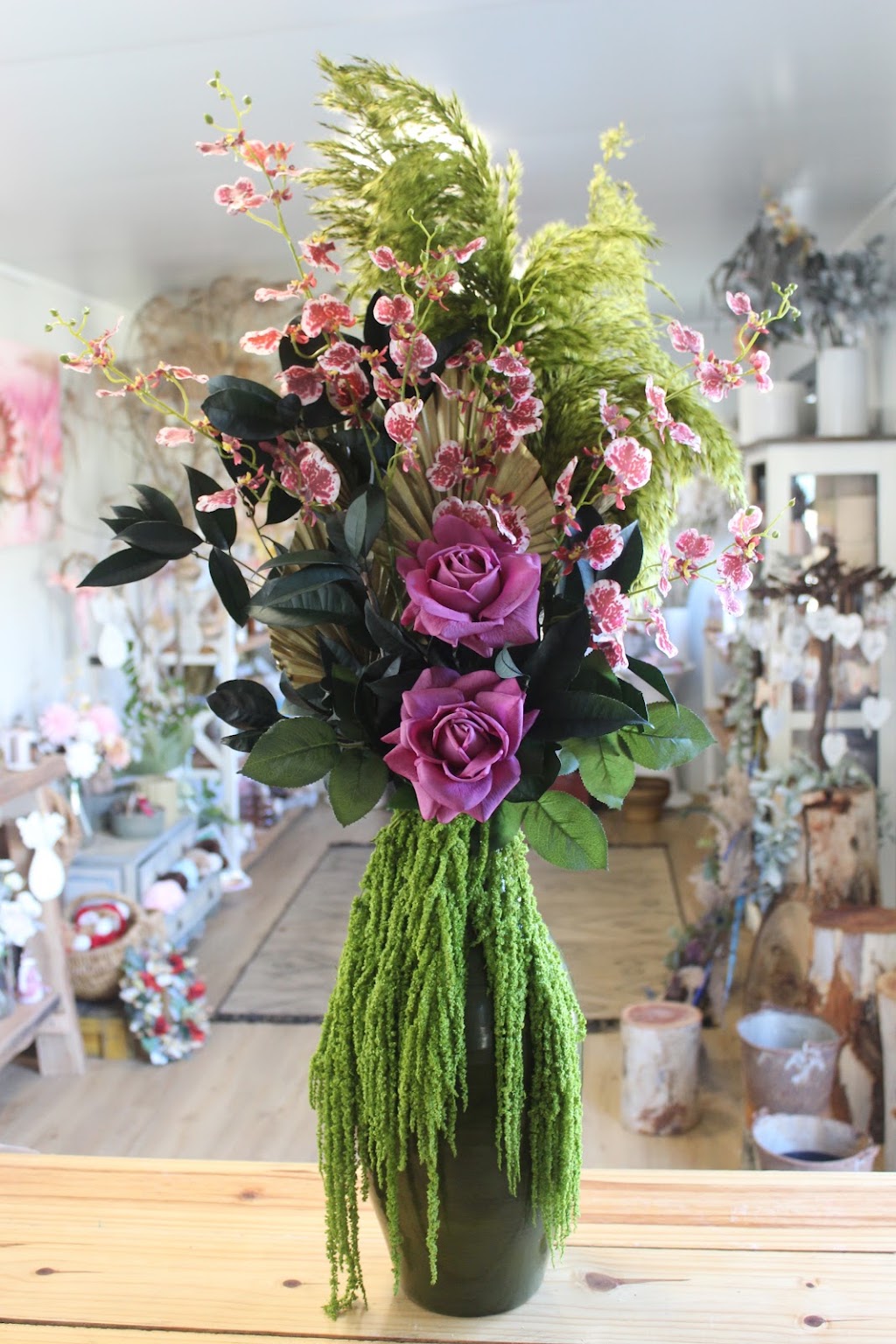 Feather & Flower | Bellay Rd, Beachmere QLD 4510, Australia | Phone: 0493 760 347