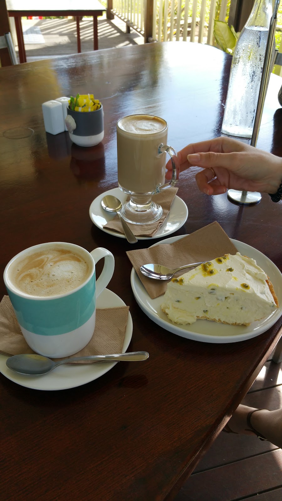 Gudjuda Deck Café | cafe | Kennedy St, Ayr QLD 4807, Australia | 0747837229 OR +61 7 4783 7229