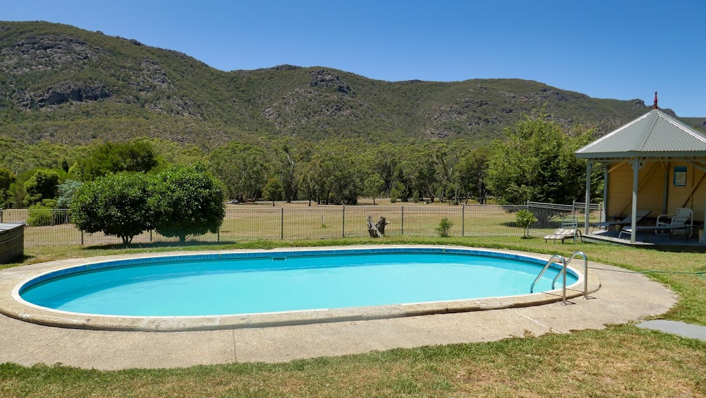 Grampians Motel | 394-404 Grampians Rd, Halls Gap VIC 3381, Australia | Phone: (03) 5356 4248