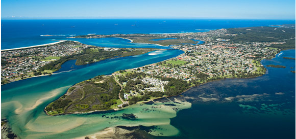 PRDnationwide Lake Macquarie | 1/22 Lake St, Warners Bay NSW 2282, Australia | Phone: (02) 4926 0600